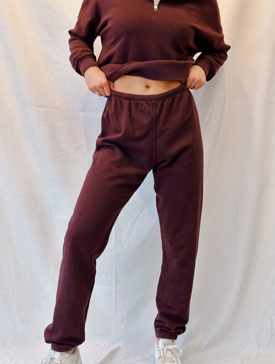 Johnny Easy Sweatpant: Blackberry